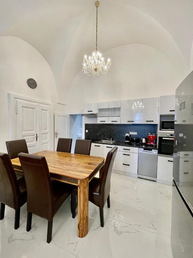 Masna 20C- Old Town Residence براغ المظهر الخارجي الصورة