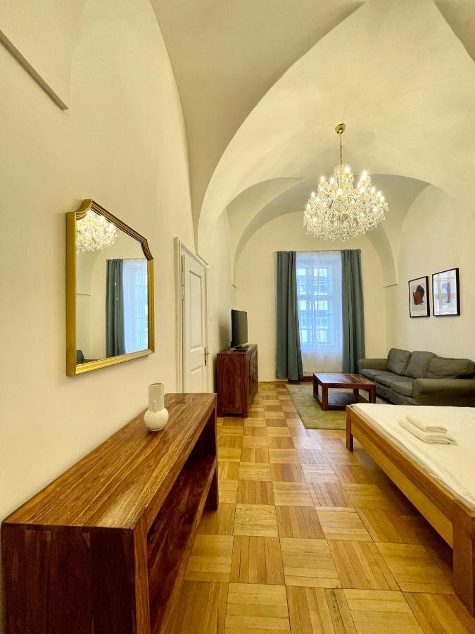 Masna 20C- Old Town Residence براغ المظهر الخارجي الصورة