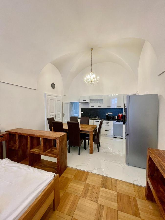 Masna 20C- Old Town Residence براغ المظهر الخارجي الصورة